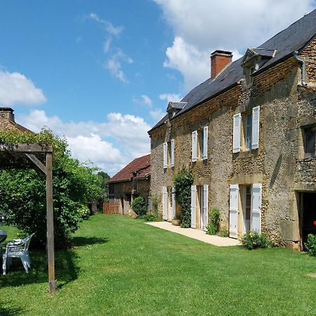 La Geneste Un Gite Dans La Campagne Sarladaise Sainte-Nathalène Exterior foto